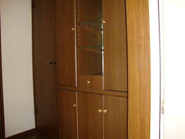 物件内観写真11　(下駄箱)