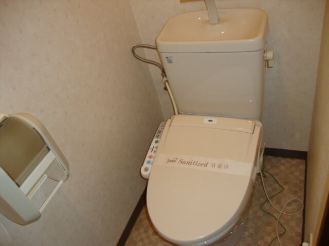 物件内観写真13　(トイレ)