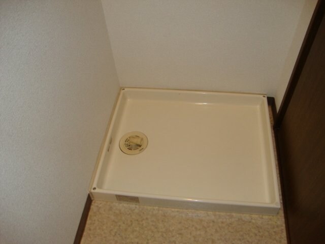 物件内観写真19　(洗濯機置場)