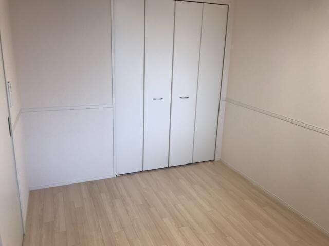物件内観写真18　(洋室)