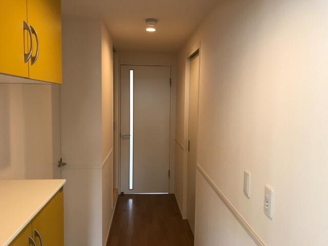 物件内観写真21　(玄関)