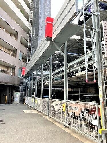 物件外観写真2　(機械式駐車場)