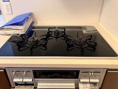 物件内観写真17　(3口ガスコンロ)