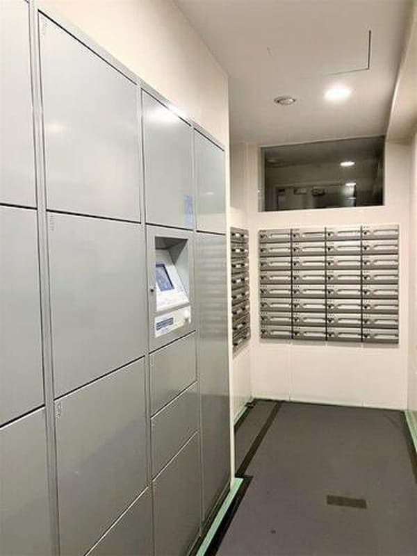 建物設備(集合郵便受け・宅配ボックス)