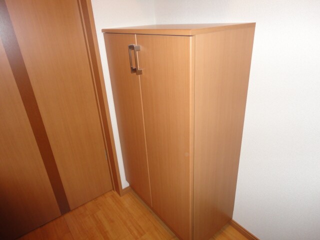 物件内観写真22　(下足箱)