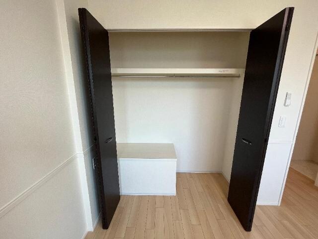 物件内観写真10　(クローゼット)