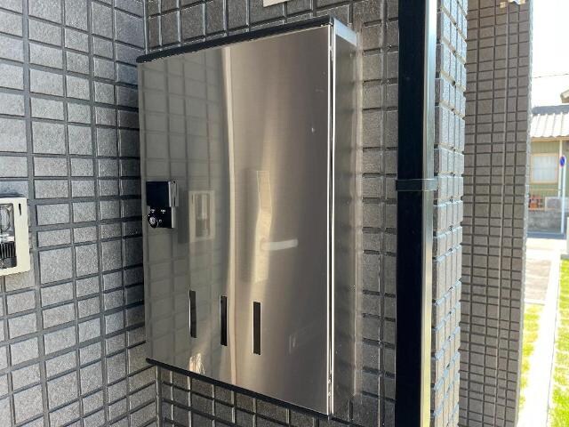 物件内観写真16　(宅配BOX)