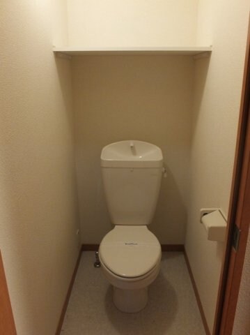 物件内観写真8　(風呂トイレ別)
