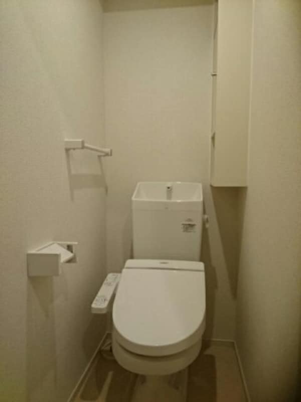 トイレ(ゆったりとした空間のトイレです)