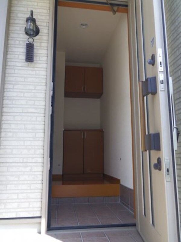 玄関(きれいな玄関です)
