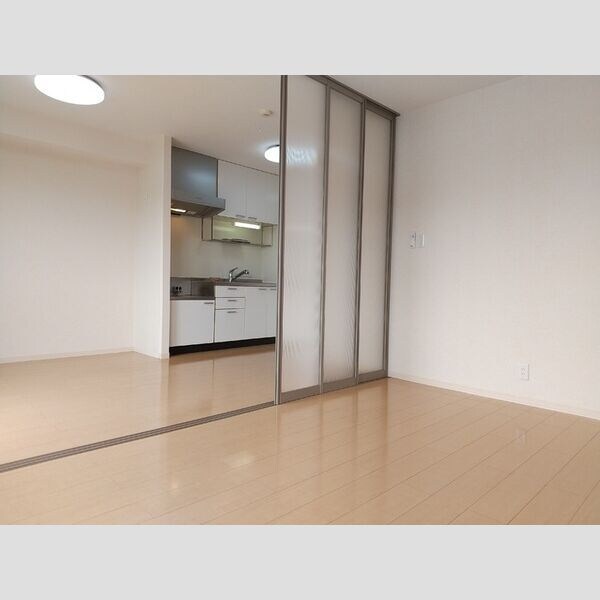 居室(室内写真は別部屋の写真です。)