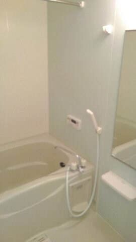 物件内観写真6　(お風呂です)