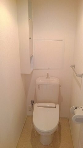 物件内観写真8　(トイレもきれいです)