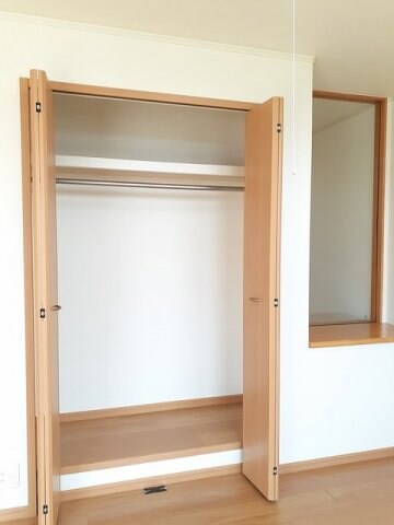 物件内観写真10　(収納のためのスペースです)