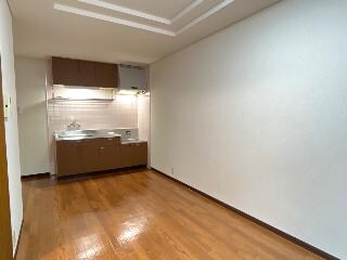 物件内観写真3　(リビング（イメージ）)