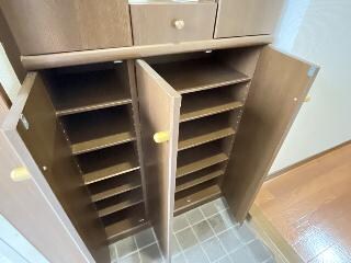 物件内観写真9　(下駄箱（イメージ）)