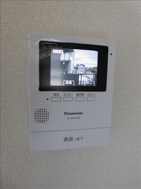 物件内観写真7　(カラーモニターホンです♪)