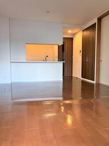 物件内観写真5　(LDK15.2畳)