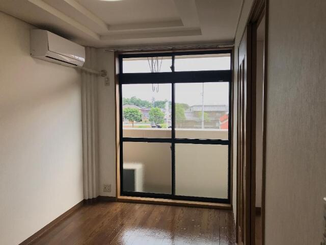 物件内観写真5　(西洋室)