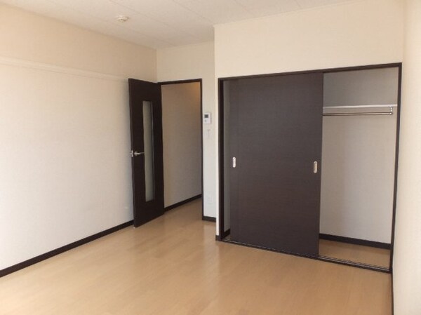 居室(【クローゼット付き】)