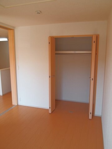 物件内観写真6　(専用の収納スペースです)