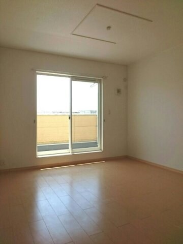 物件内観写真8　(内装も気になるポイント)