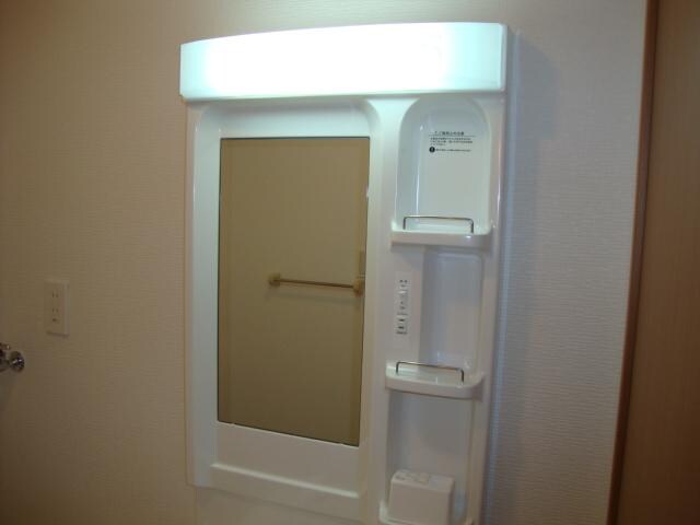 物件内観写真8　(洗面)