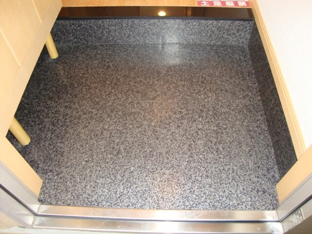 物件内観写真20　(玄関)