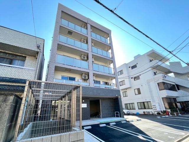 物件外観写真1　(外観写真（昼）)