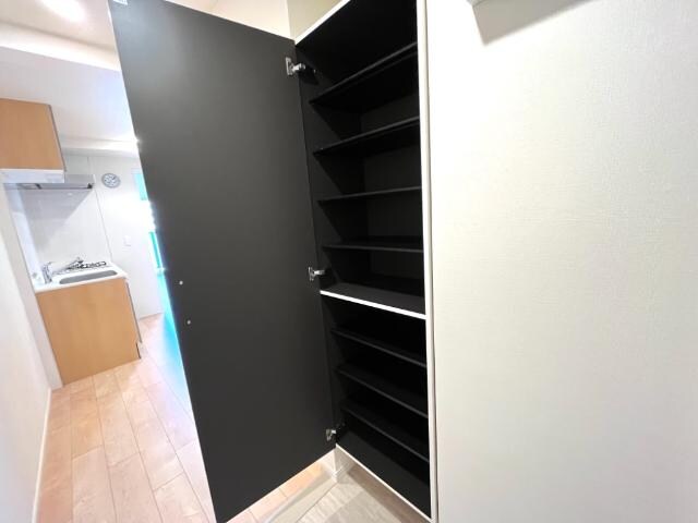 物件内観写真20　(下駄箱)