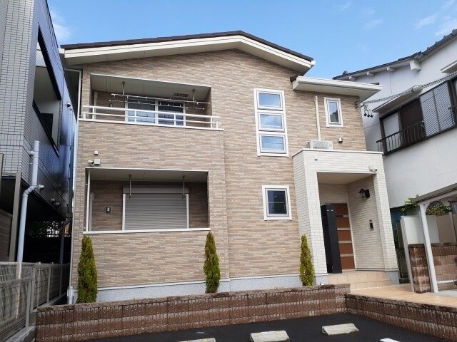 物件外観写真1　(外観もきれいです)