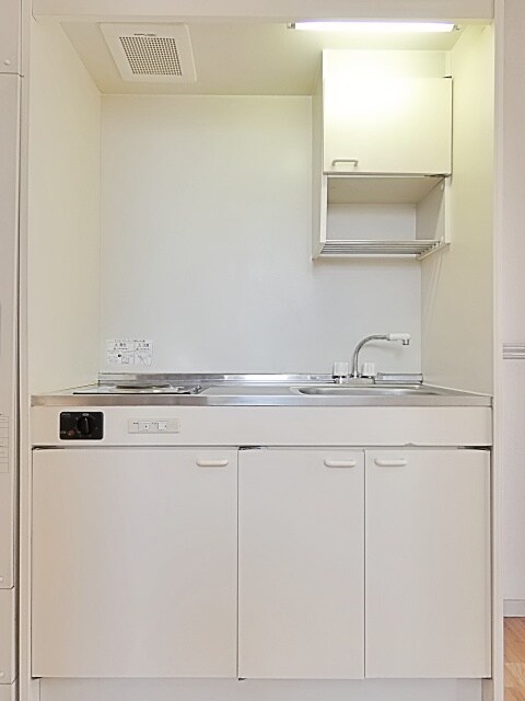 物件内観写真6　(キッチンでお料理をお楽しみください)