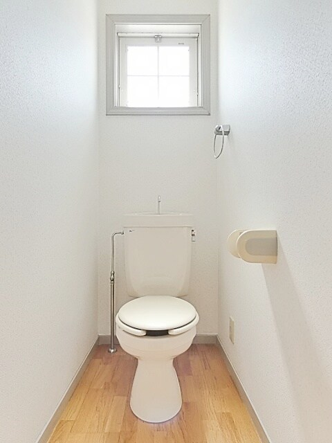 物件内観写真11　(トイレです)