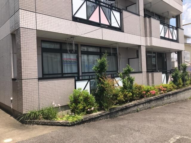 物件外観写真2　(外観写真（昼）)