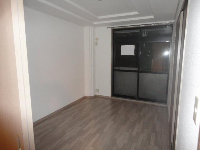 物件内観写真7　(洋室)