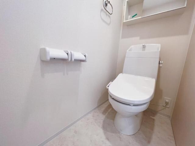 物件内観写真6　(シャワー付トイレ（イメージ）)