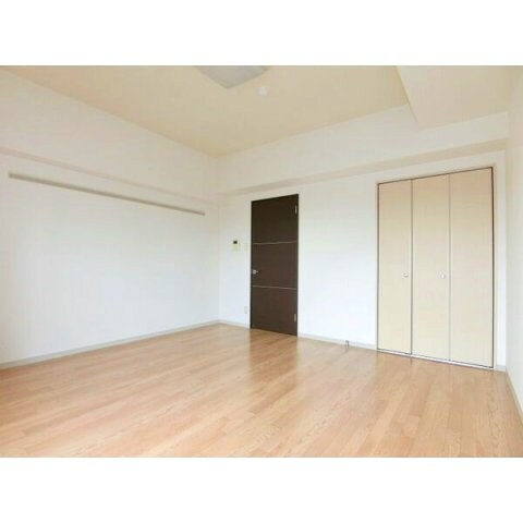 物件内観写真4　(室内写真は別部屋の写真です。)