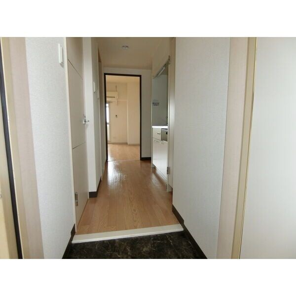 物件内観写真13　(室内写真は別部屋の写真です。)