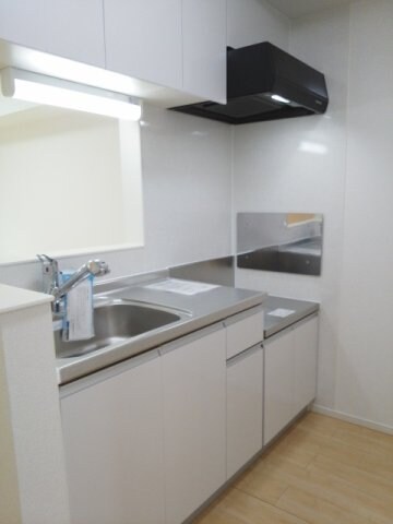物件内観写真4　(きれいなキッチンです)