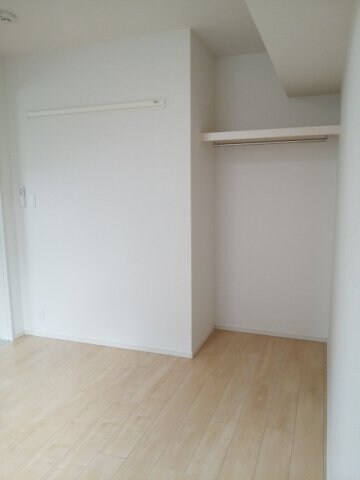 物件内観写真7　(きれいな内装です)