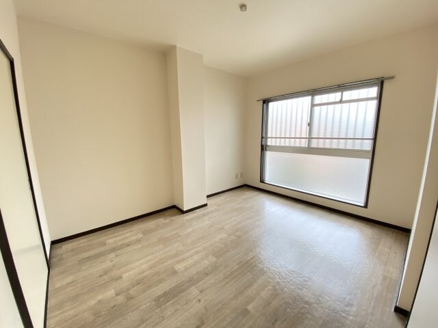 物件内観写真7　(※別部屋のお写真で、現況優先と致します。)