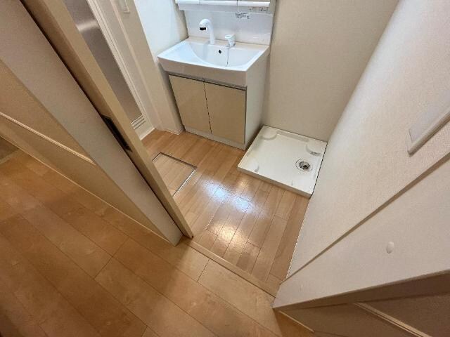 物件内観写真15　(脱衣所)