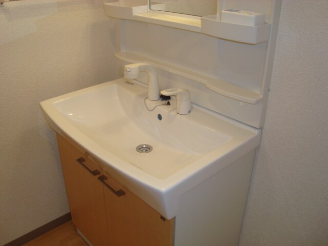 物件内観写真14　(洗髪洗面化粧台)