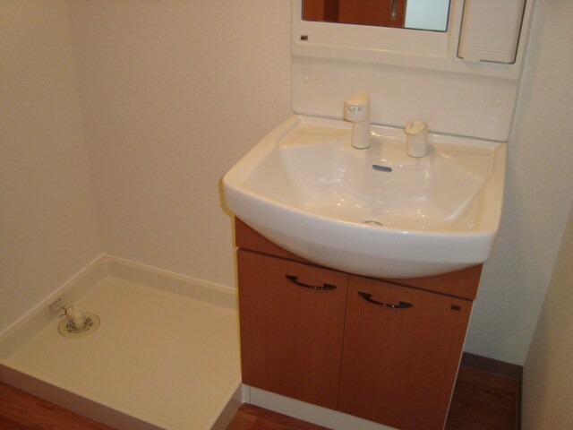 物件内観写真7　(洗面)