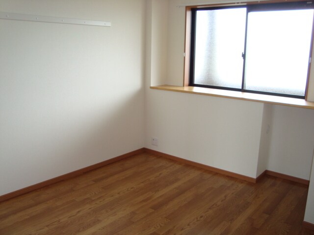 物件内観写真10　(洋室)