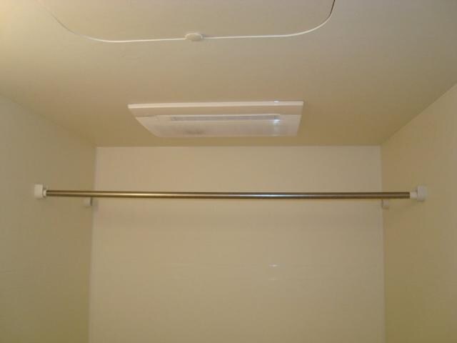 物件内観写真15　(浴室乾燥機（イメージ）)