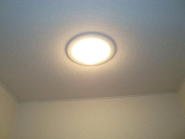 物件内観写真22　(人感センサー付照明（イメージ）)