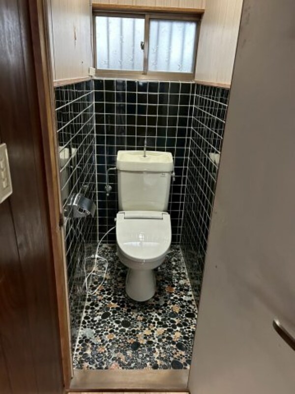 トイレ(ゆったりとした空間のトイレです)