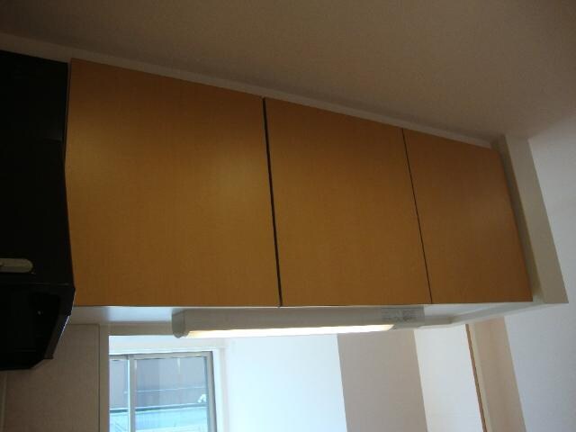 物件内観写真19　(キッチン収納)