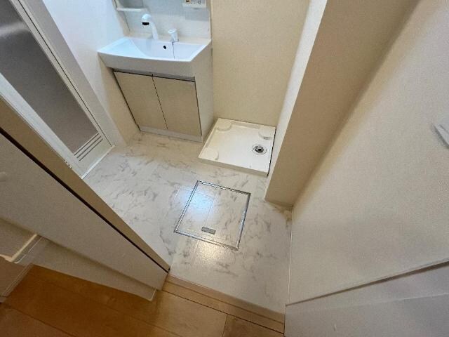 物件内観写真15　(脱衣所)